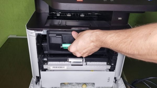 Como Trocar o Toner da Impressora